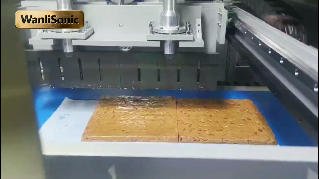 Ultrasonic caramel candy cutter