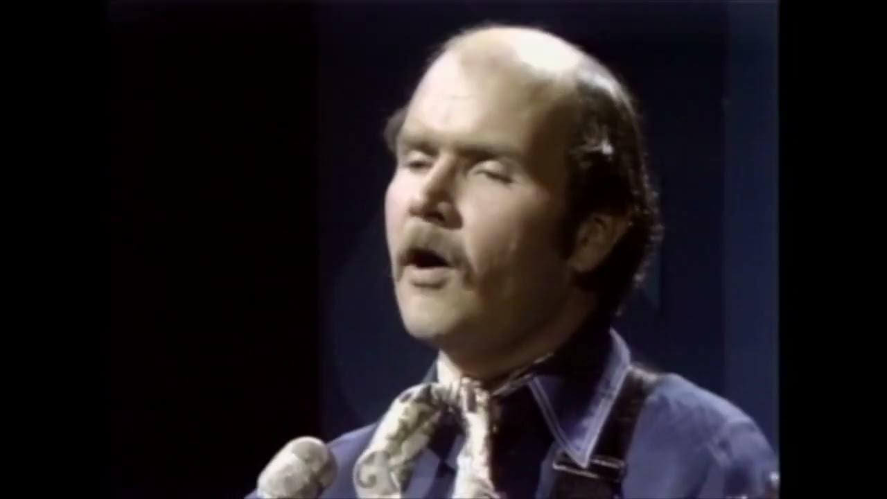 Tom Paxton Whose Garden Was This? (live TV 1970) YouTube