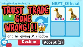 ADOPT ME TRUST TRADE FAIL - LOSING A MEGA GIRAFFE & NEON GIRAFFE😳😱🥺