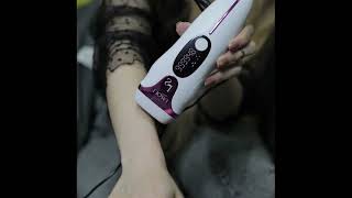 جهاز الليزر المنزلي لازالة الشعر لبشرة ناعمة وخالية من الشعر الزائد والمسامات الكبيرة.