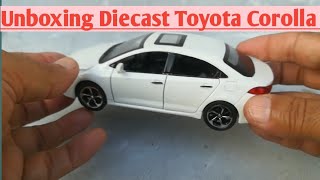 Unboxing Diecast Toyota Corolla