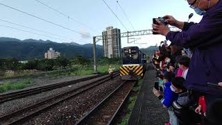 R40準備牽引DT668蒸汽機車(國王) 2020 / 12 / 26