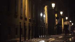 Gocce di luce è un piccolo video per giocare con la notte e pioggia a
novara