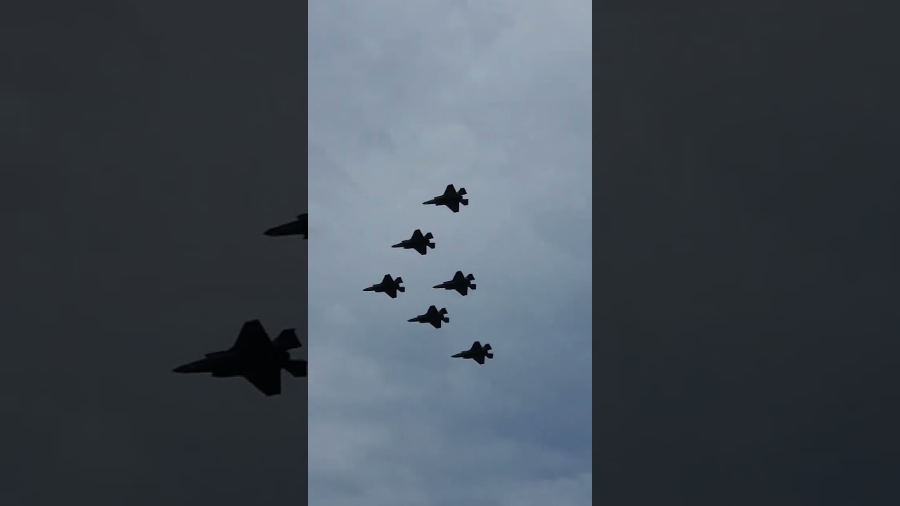 F-35B flyby Raf Benson Muster