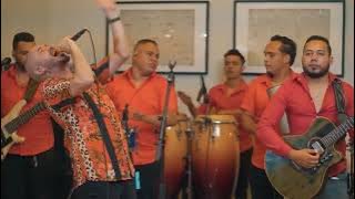 Nacho Estrella - Como Lo hizo Video oficial