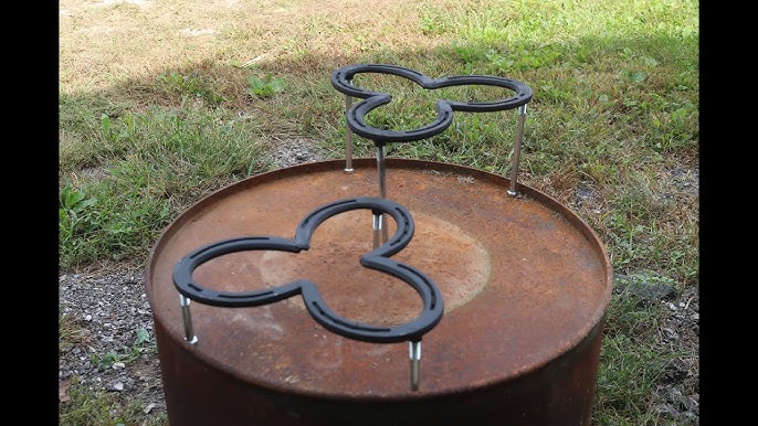 Dutch oven trivet with two sets of legs