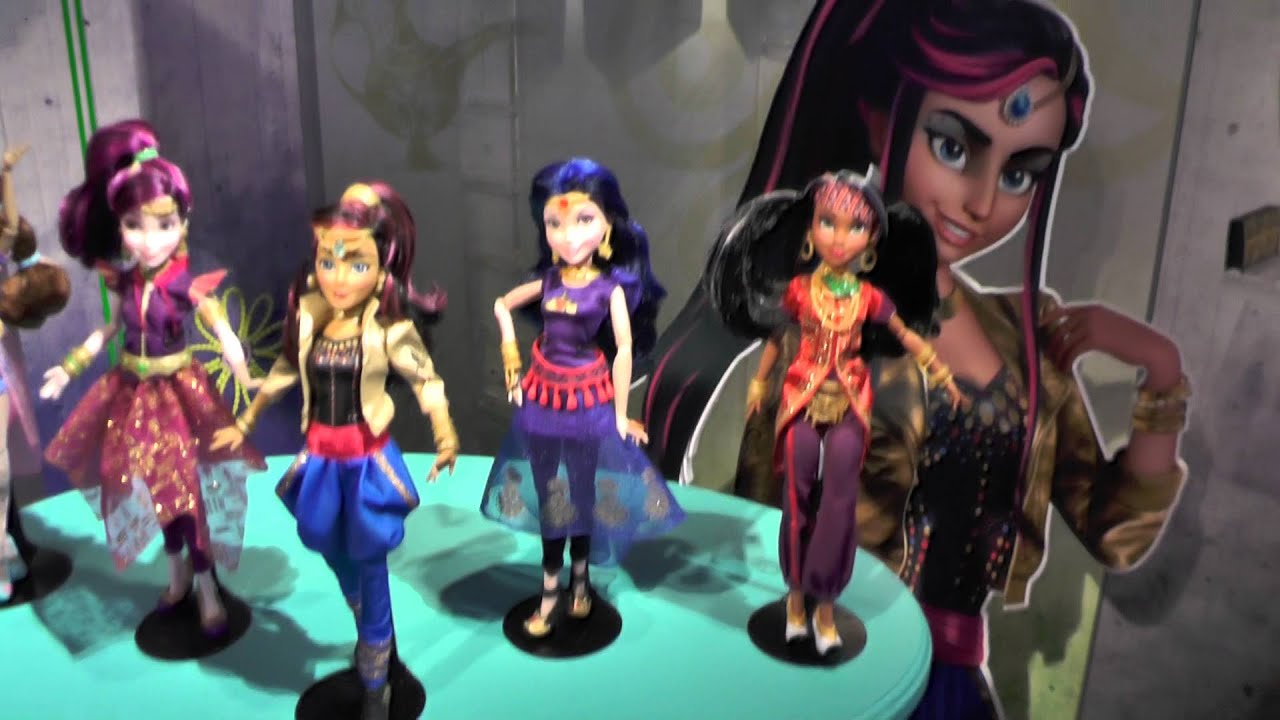 Disney Descendants Neon Lights Feature Dolls Wave 1 Set