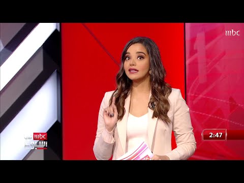 الفنان المصري أدهم رجب يرسم لوحات توثق مشاهد عرضت في أهم الافلام المصرية القديمة