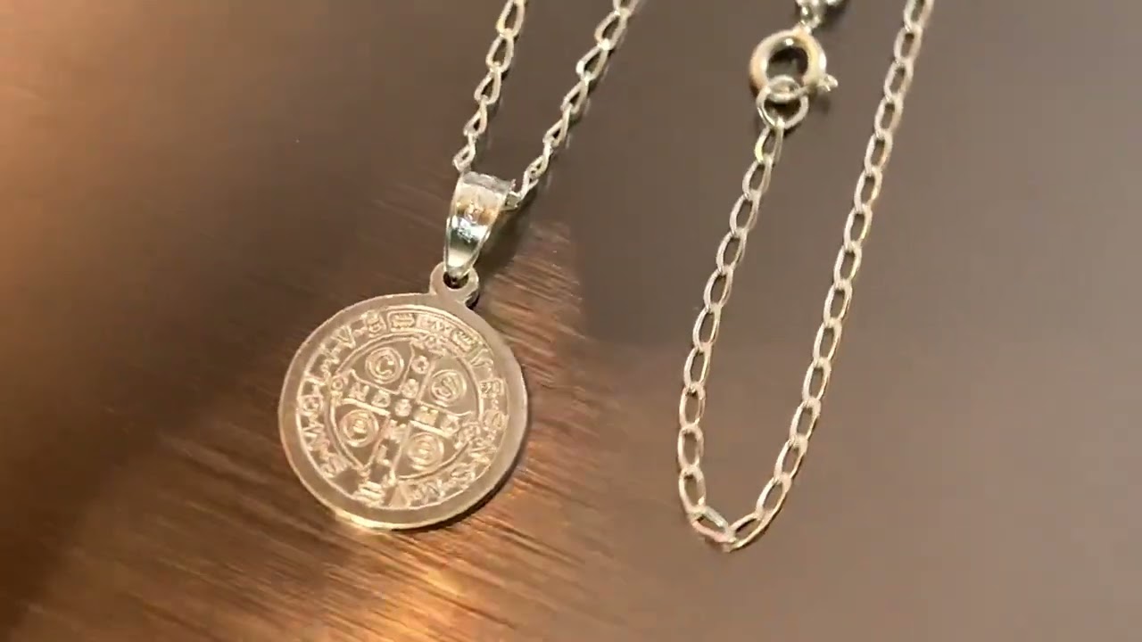 Bella medalla de San Benito de Plata 925 - Bendecida - Chica 15 mm