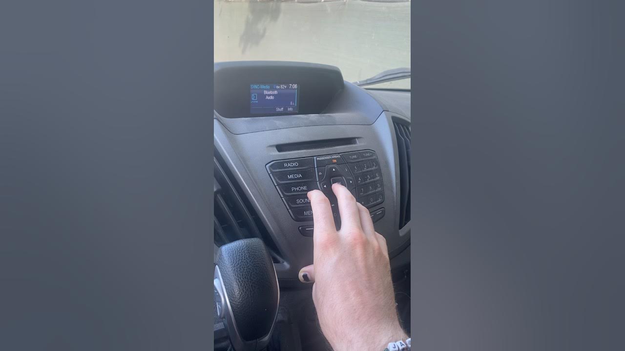 Reconnecting Bluetooth FAST! For Ford Transit 2016- Look on my channel for full setup video. Reconnecting Bluetooth FAST! For Ford Transit 2016- Look on my channel for full setup video.