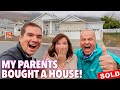 😍 MY PARENTS BOUGHT A HOUSE!! 🏠 BUYING A NEW HOME FOR THE FIRST TIME! MOM AND DAD HOUSE SHOPPING ✅