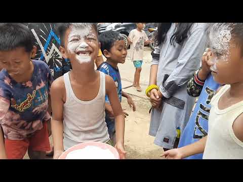 TIUP KALENG ATAU BOTOL KE ATAS DAN MENDAPATKAN HADIAH !!