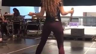 Shakira - Rabiosa Live El Dorado World Tour ( preview )