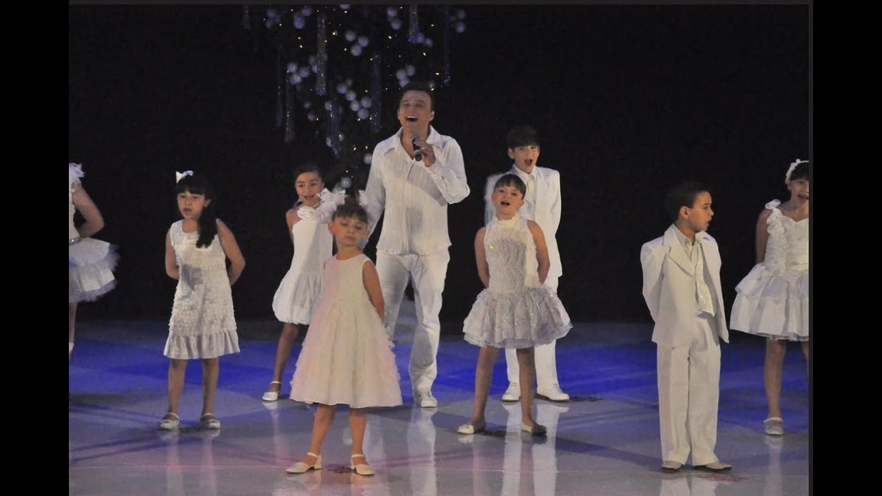 Escuela Talentos: Que Canten los Niños - Festival Maravillosa Navidad (Dic '13)