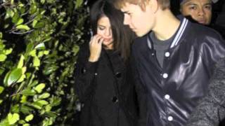 Justin & Selena // Paparazzi