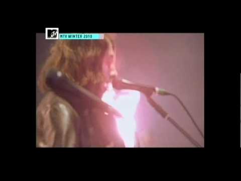 Arctic Monkeys live MTV Winter - Secret Door