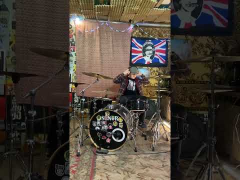 Видео: пошлая молли - мишка (drum cover)