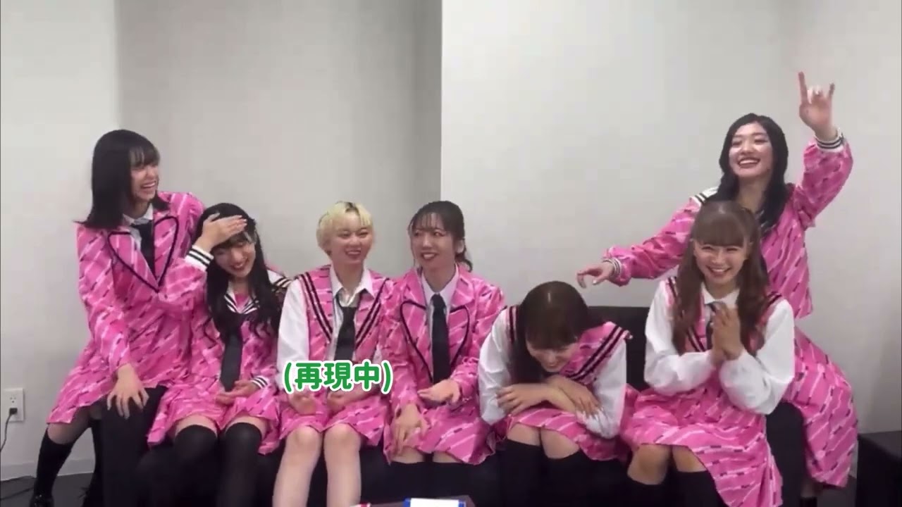 スタプラフェスで月に向かって遠吠えする中山莉子