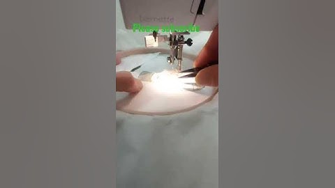 Creating texture in free motion embroidery. See full tutorial on my YT channel. #sewing #embroidery