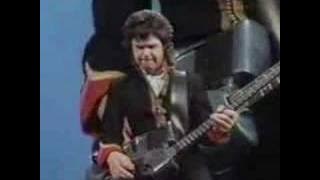 Gary Moore & Phil Lynott- Out in the Fields