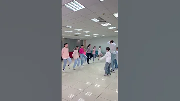 فرقة بنات يرقصون على اغنية سيم بابا بالو بيلا منوعات فافيلي 