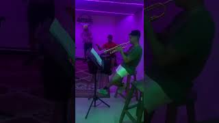 La Nueva Llego Intro