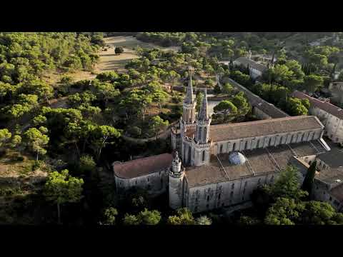 L'abbaye de St Michel de Frigolet - Drone 4K