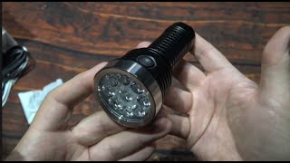 Haikelite H9 Flashlight Bundle Review! (Nine Samsung LH351D LEDs, 10,000 Lumnes!)