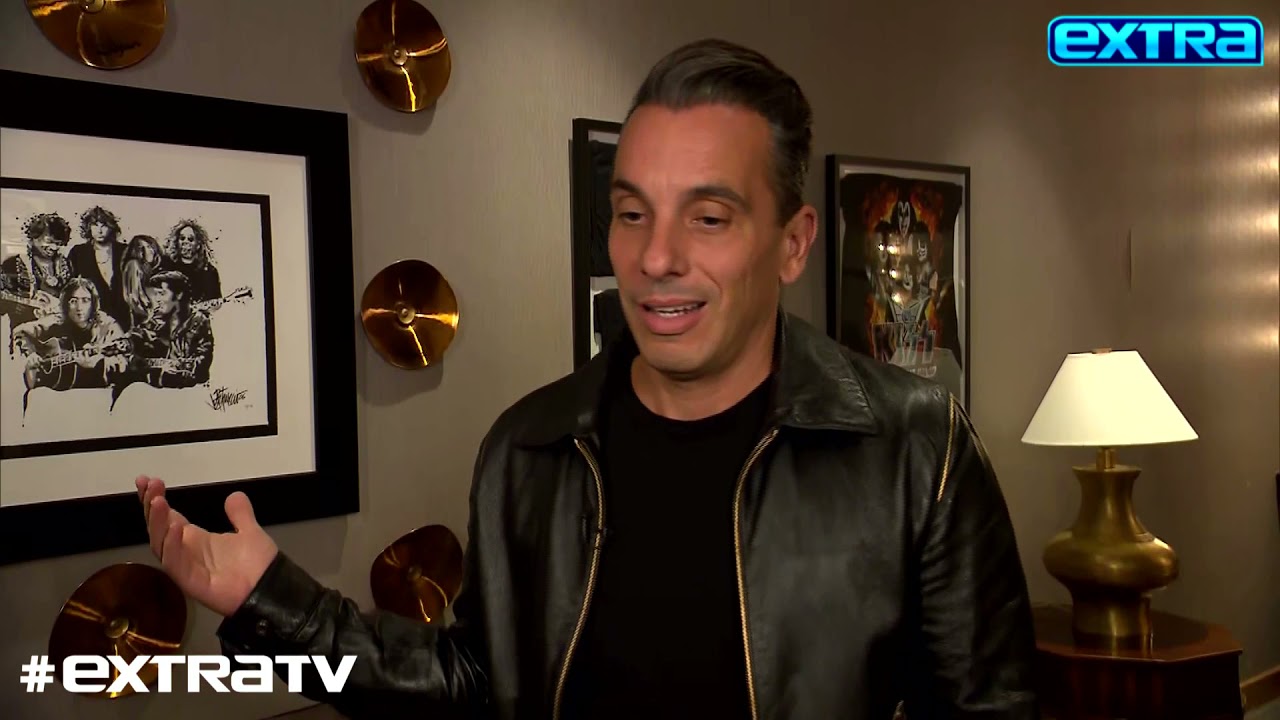 Sebastian Maniscalco Talks Stand-Up Tour, Plus: His Sweet Story About His Dad & De Niro