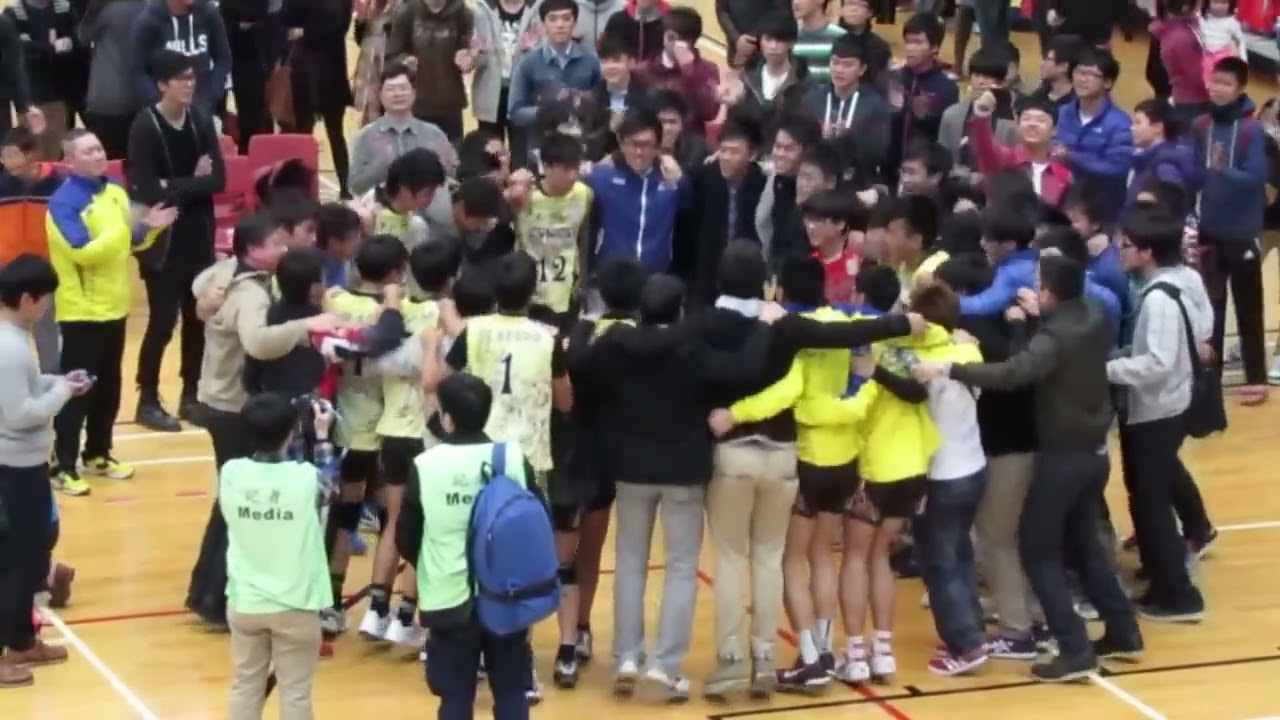 長沙灣天主教英文中學 學界排球精英賽 13 12 31 之賽後唱歌仔 Youtube