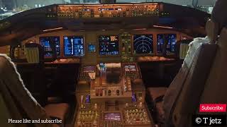 Boeing 777 Pit Tour