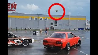 Коптер залетел в окно дрифт-автомобиля  😳 screenshot 5