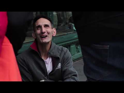 juice-bar-gives-back-to-the-homeless-in-midtown-nyc