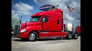 2012 Freightliner Cascadia Sleeper