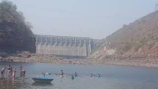 sreesailam dam situation in summer with low water level