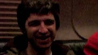 Oasis - 40 Minutes of Noise and Confusion (2001) (Full Documentary)