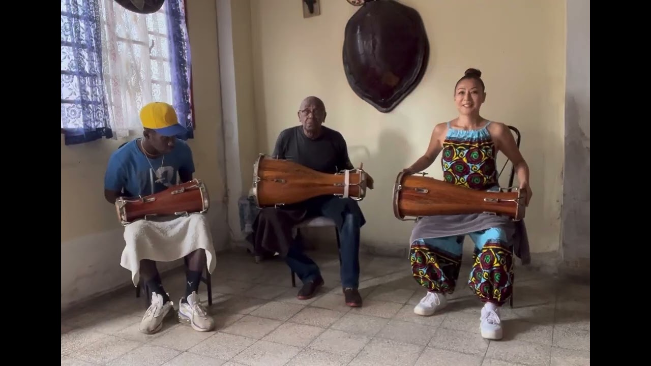 Elegua-Ogun-Oshosi, Tambores bata (Oru seco)