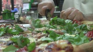 Di Fara pizza!! Up close in HD