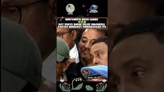 Senyumnya bikin candu 🤢🤢🤮Roy suryo bapak palsu Indonesia Pantas mendapat penghargaan itu