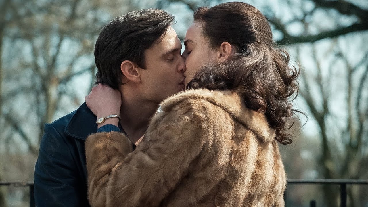 Godfather of Harlem 2x09 Romeo and Stella kiss. Arrest scene