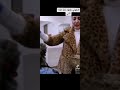قصة بنيه تمشط شعره