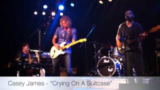 Casey James Debuts Crying on a Suitcase