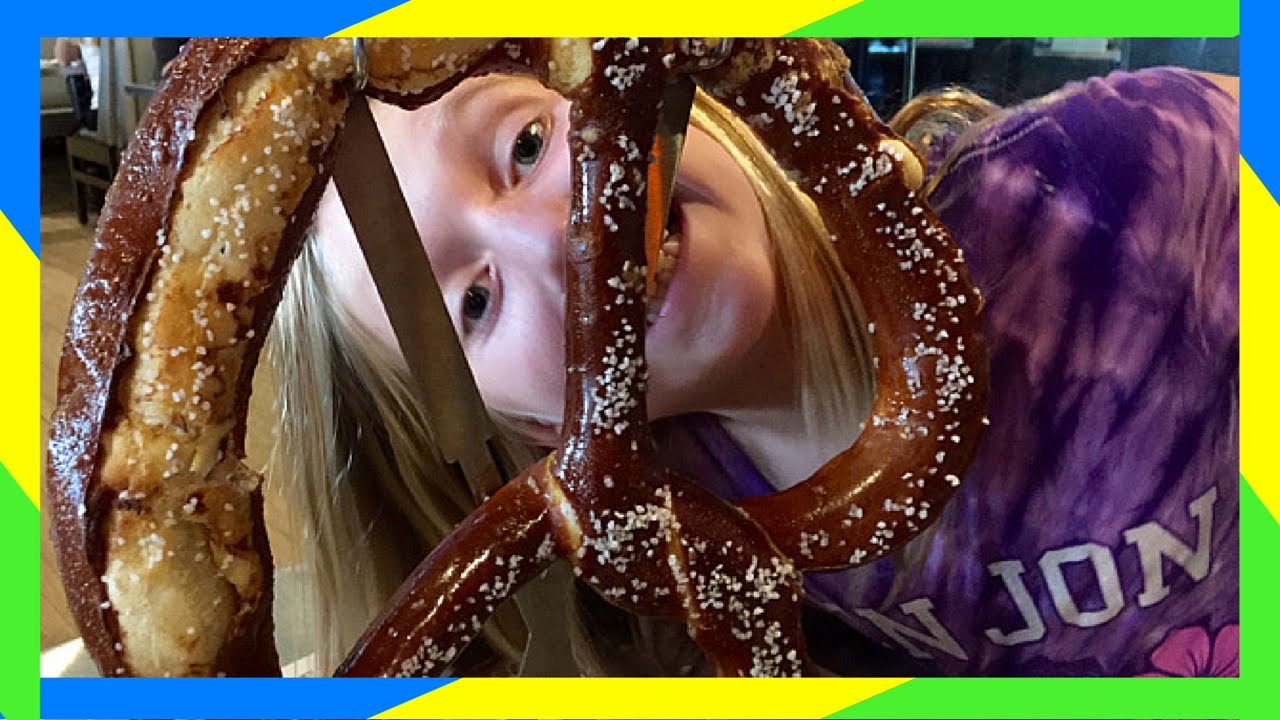 NBC SPORTS GRIL & BREW OPENS AND BEHIND THE SCENES UNIVERSAL TOUR!