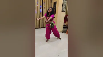 Hum ko aaj kal hai intezar dance. Madhuri Dixit. #madhuridixit #dancelover #instagram #youtube