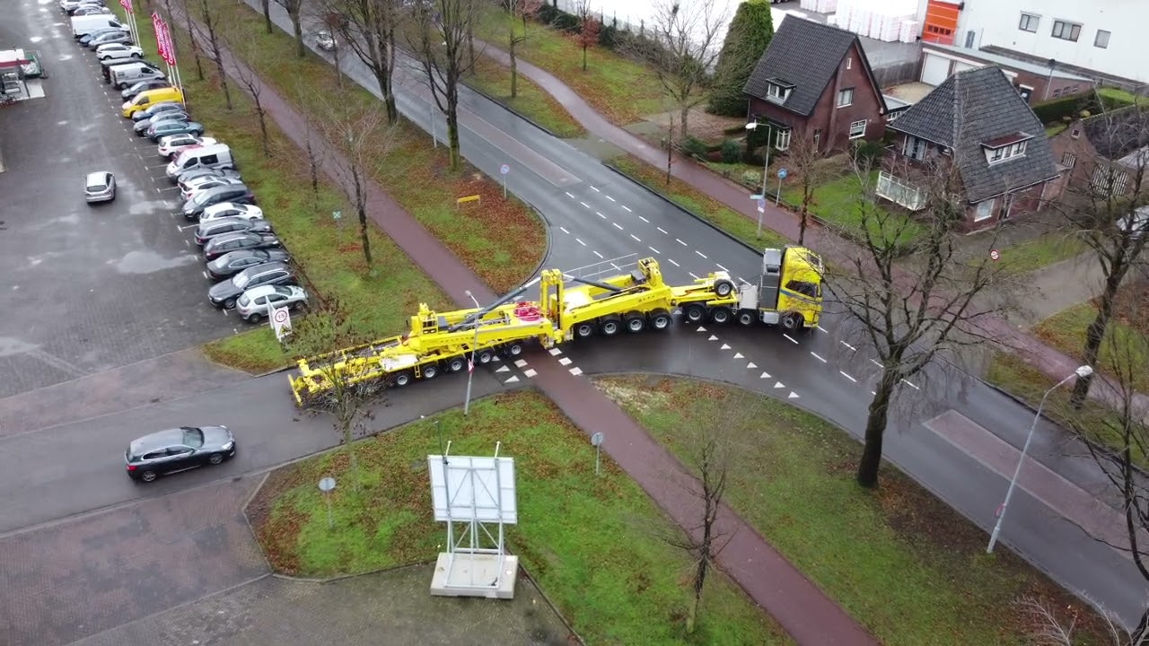 Nieuwste Nooteboom Mega Windmill Transporter XL voor TER LINDEN transport