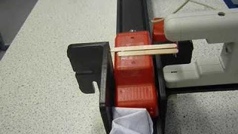 Dynamics experiment - making the data logger record deceleration over a very short distance