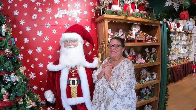 Nancy Tut's Christmas Shop