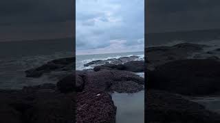 Chek out the sound of waves in the rocks of anjuna beach #goa #anjunabeach #natural