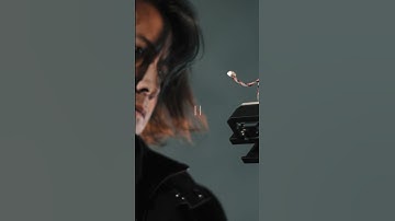 II - Building a robot head with the trusty mallet!