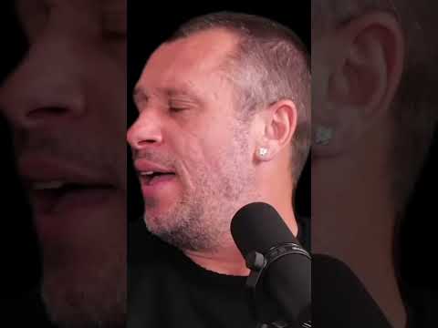 ADANI su DI LORENZO:"SI E' FATTO MALE PERCHE' SALTA A BRACCIA UNITE,PAZZI" #adani #napoli #dilorenzo